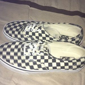 BLUR AUTHENTIC VANS